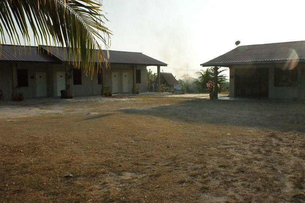 Pemandangan Indah Guest House - Look Out Point Villa- Pantai Cenang  Exterior photo