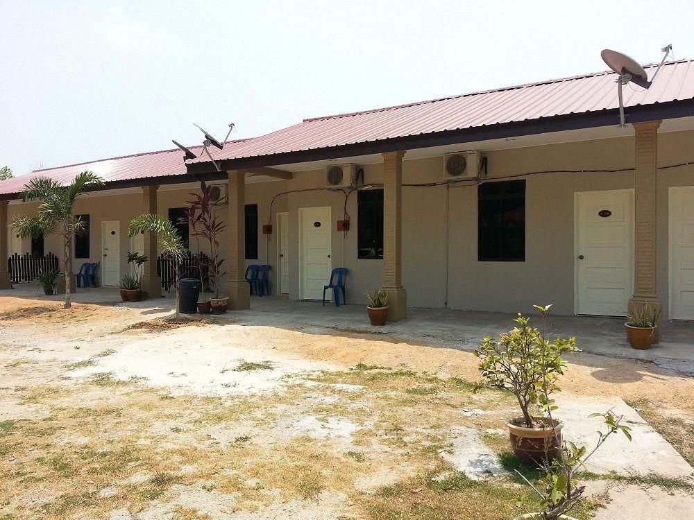 Pemandangan Indah Guest House - Look Out Point Villa- Pantai Cenang  Exterior photo