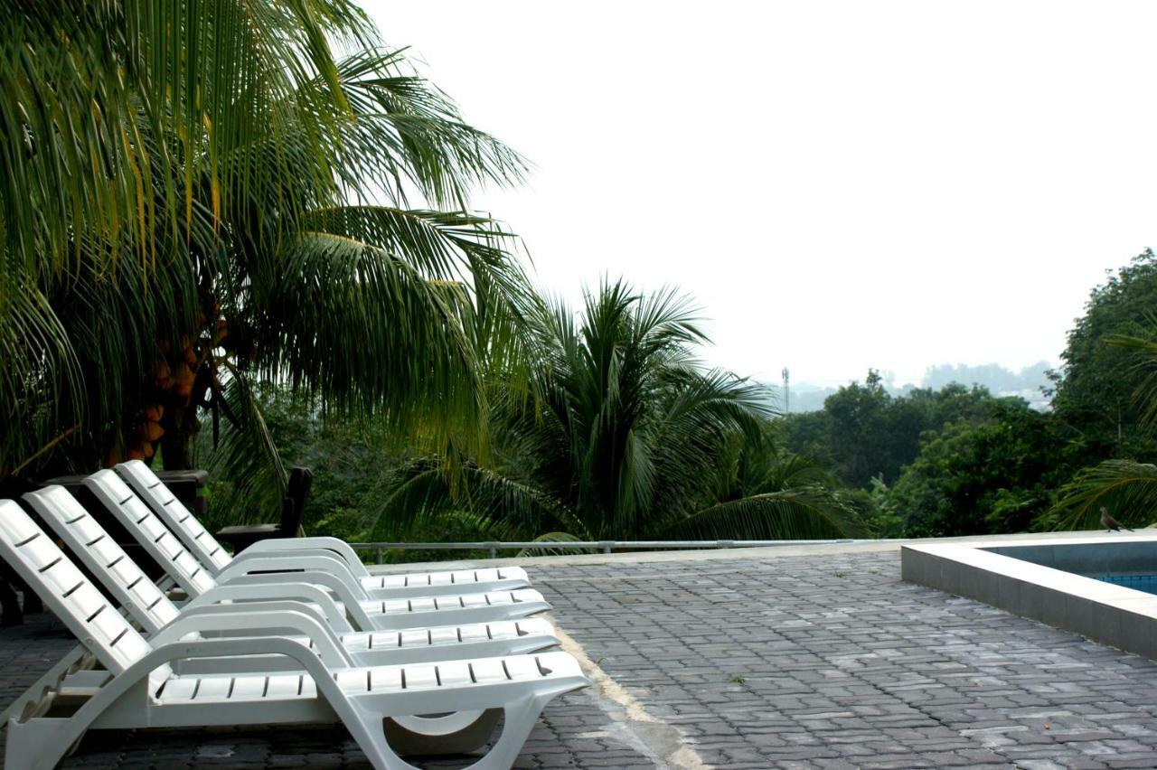 Pemandangan Indah Guest House - Look Out Point Villa- Pantai Cenang  Exterior photo